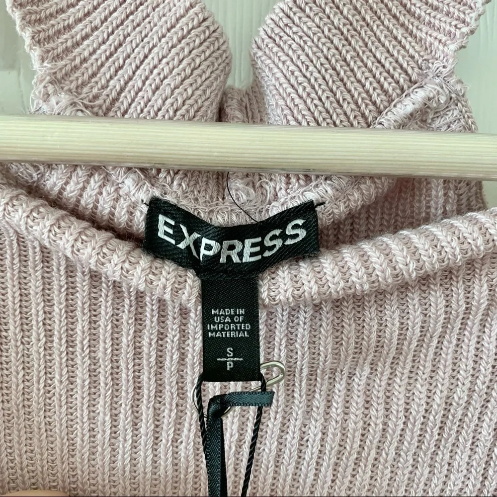 💕 EXPRESS Pink V-Neck Wide Neck Choker Sweater with Balloon Sleeves - Picture 4 of 11